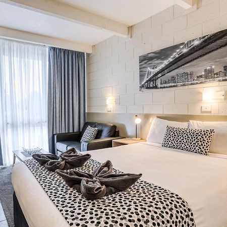 Castle Creek Motor Inn Эероа Экстерьер фото