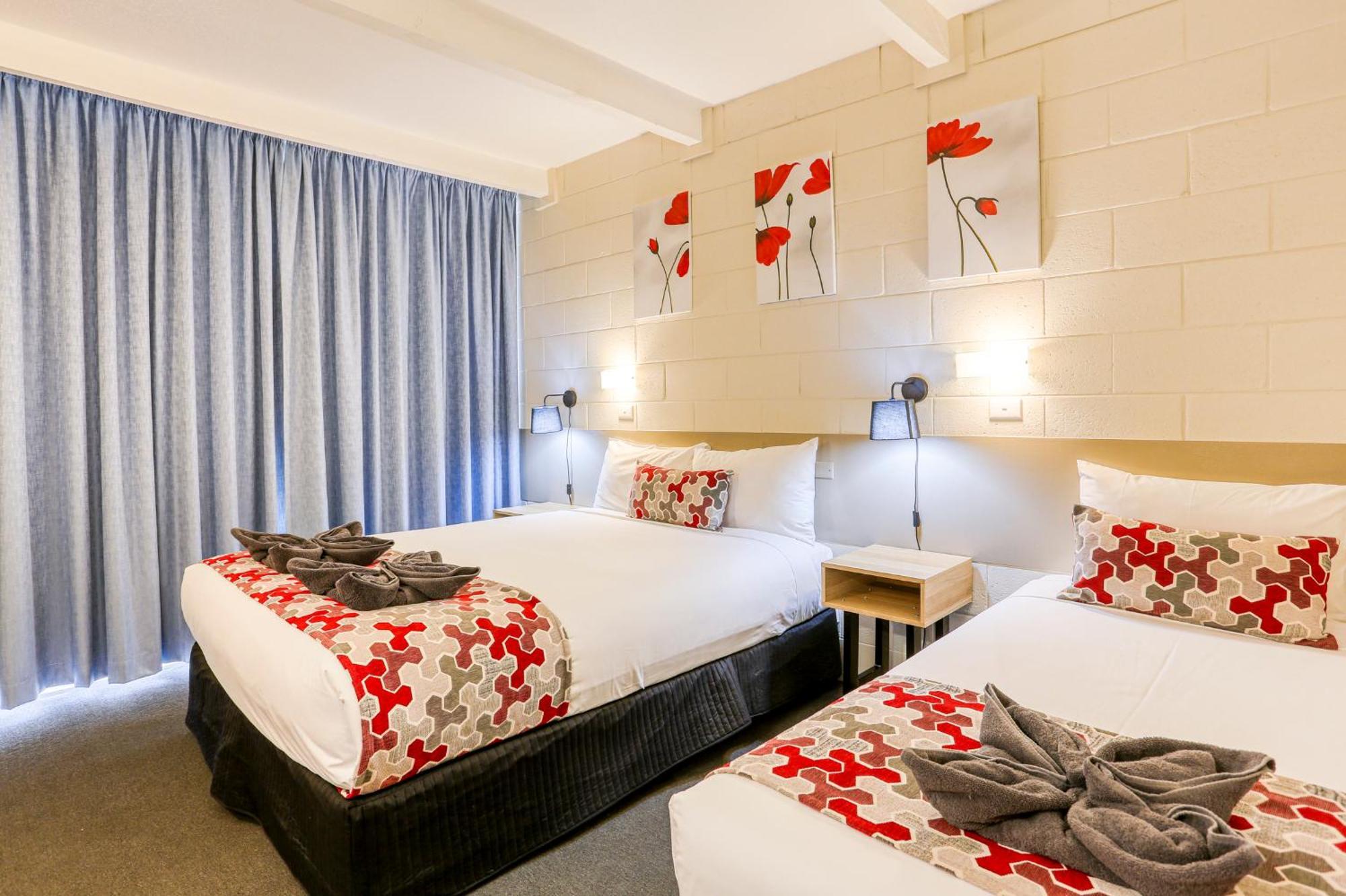 Castle Creek Motor Inn Эероа Экстерьер фото