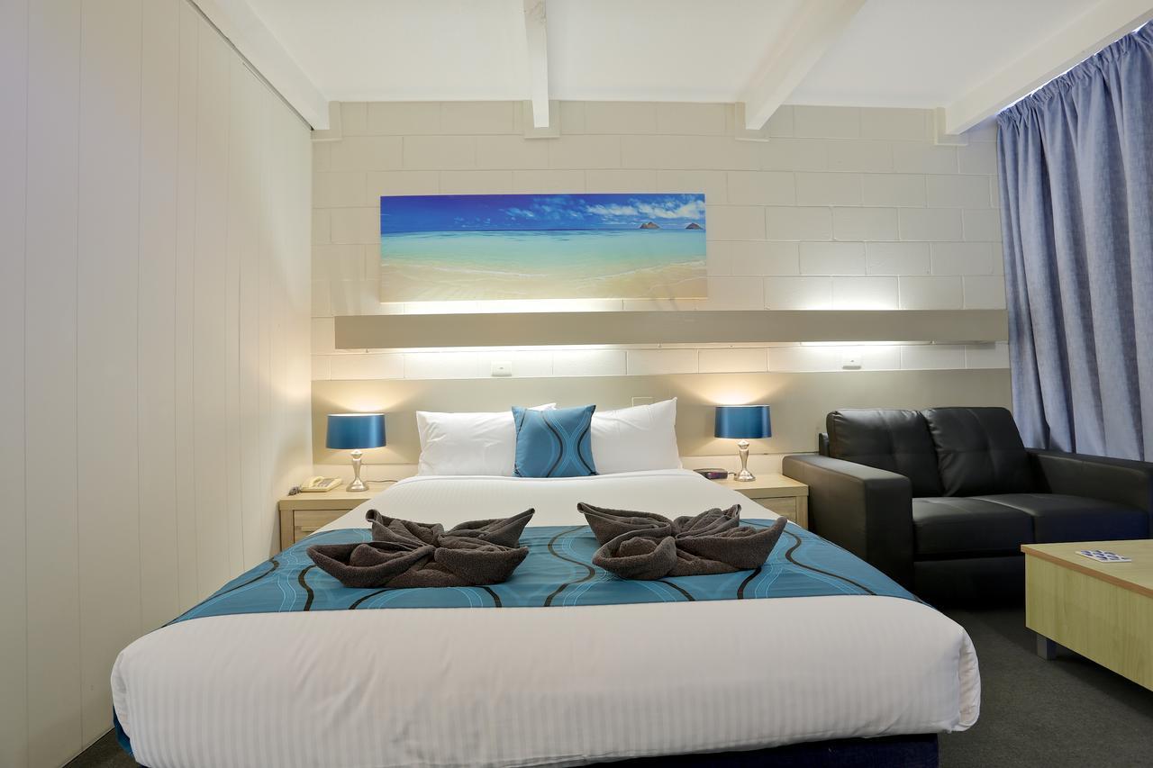 Castle Creek Motor Inn Эероа Экстерьер фото