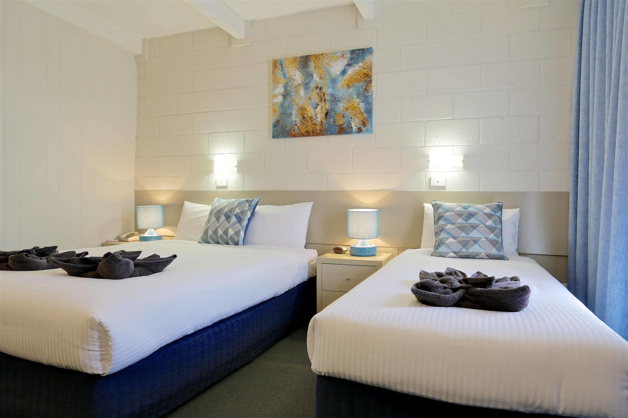Castle Creek Motor Inn Эероа Экстерьер фото